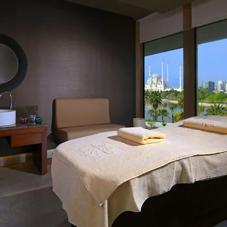 Sheraton Grand 호텔