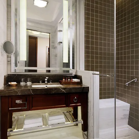 Sheraton Grand Otel 5*