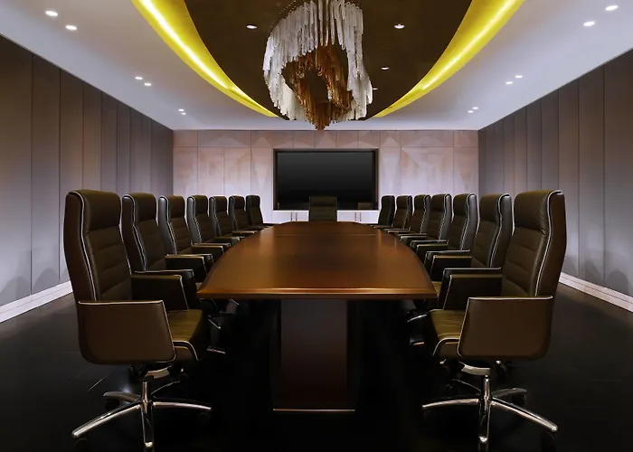 Готель Sheraton Grand